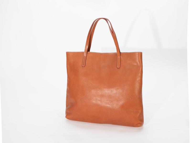 Waarom domineren vintage zadeltassen de klassieke modetrend van 2026?